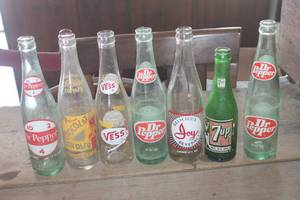 lot 4253 image: Vtg. Glass Pop Bottles