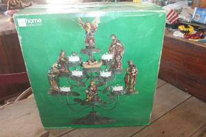 lot 4266 image: Vtg. Metal Nativity Candle Tree
