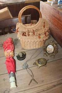 lot 4296 image: Vtg. Basket Purse, Umbrella and More