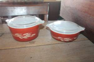 lot 4315 image: Vtg. Pyrex Autumn Harvest Casserole Dishes