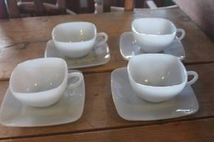 lot 4318 image: Vtg. Fire King Azurite Blue Cups & Saucers