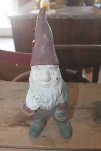 lot 4339 image: 13 Tall Garden Gnome
