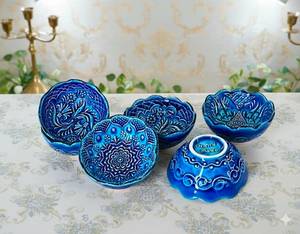 lot 70729 image: Handmade Blue Ceramic Mini Bowls Set of 6 - Retail $35