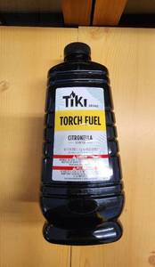 lot 70802 image: Tiki Brand Citronella Torch Fuel 64oz - Retail $8