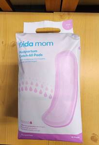 lot 70803 image: Frida Mom Postpartum Catch-All Pads - 17 Count - Retail $15