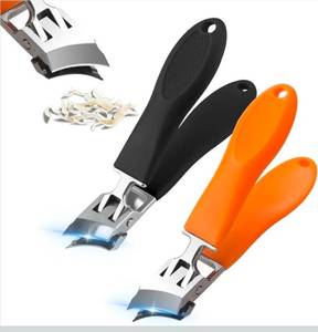 lot 70837 image: Large Size Nail Clippers with Ergonomic Handles - Retail $12