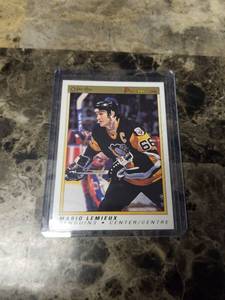 lot 1222 image: 1991 O-Pee-Chee Premier Mario Lemieux Pittsburgh Penguins Hockey Card