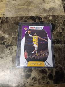 lot 1228 image: 2020 Panini Hoops Basketball LeBron James Los Angeles Lakers Card
