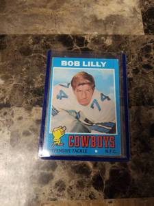 lot 1240 image: 1971 Topps Bob Lilly Dallas Cowboys Football Card