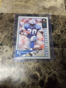 lot 1255 image: 1994 Classic Games Barry Sanders Detroit Lions Football Card