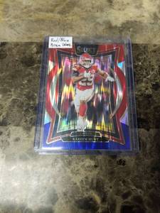 lot 1261 image: 2024 Panini Select RedBlue Prizm Wave Football Kareem Hunt Kansas City Chiefs Card