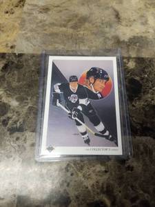 lot 1262 image: 1990 Upper Deck Collectors Choice Wayne Gretzky Los Angeles Kings Hockey Card