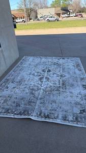 lot 911 image: Ruggable 2 piece washable area rug 142 x 106 in