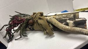 lot 1024 image: Rustic Wood Bundle Christmas Holiday Decoration