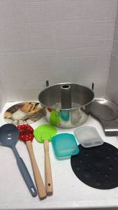 lot 1035 image: Kitchen utensils, Angel Food Pan and more