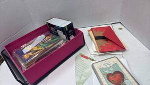 lot 1081 image: Greeting cards, envelopes and more