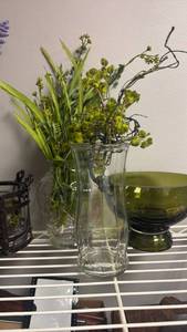 lot 1093 image: Clear Glass Vase with Green Glass Bowl Set and faux greenery