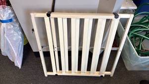 lot 1325 image: Adjustable gate