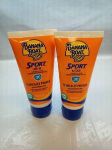 lot 127 image: Banana Boat Sport Ultra Sunscreen Lotion SPF 30, Travel Size 3oz Twin Pack, Sweat & Water Resistant Sunblock for Active Lifestyle(Pack of 2) - Retail $12