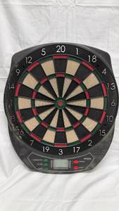 lot 2 image: Halex Electronic Dartboard with Digital Display