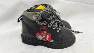 lot 24 image: Power Rangers Childrens High Top Sneakers (Size 5)