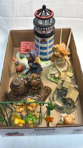 lot 56 image: Resin & Porcelain Figure�� Collection