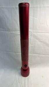 lot 72 image: Red Aluminum MAG-LITE Flashlight with Textured Grip