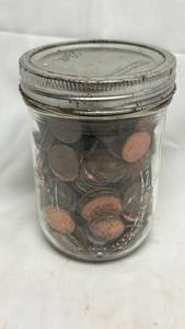 lot 122 image: Mixed US Pennies and Coins Collection in 16 oz Mason Glass Jar