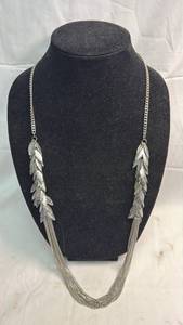 lot 181 image: Silver-Tone Metal Leaf Chain Necklace