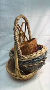 lot 187 image: Handwoven Wicker Basket Collection with Handles��3 Baskets