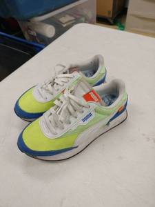 lot 20213 image: Puma Future Rider Sneakers Men Size 5