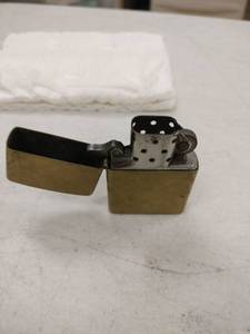 lot 20234 image: vintage brass Zippo lighter - Retail $25