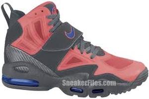 lot 20831 image: Nike Air Max Express sneakers in the Hot Punch and Cool Grey - 13 - Retail $155