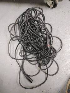 lot 20862 image: 3-pin XLR audio cable - Retail $0