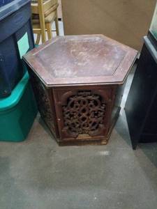 lot 58027 image: Hexagonal Solid Wood Accent End Table