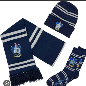 lot 2662 image: ��4 Houses 4 Colors�� Harrry Gifts Pottter Teenagers Adults Hogvvarts House Themed Hats Scarves Gloves Socks Movie Character Cosplay Costume Accessory for Birthday Halloween Christmas Dress Up Party - Retail $0