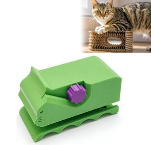 lot 3198 image: jeiaboom Cutter for Cat Scratchers, DIY Cat Scratchers Cardboard Strip Tool, 3D Printed Kitten Shaped Cutter, Cardboard Cutting Machine for Cat Lovers (Green)