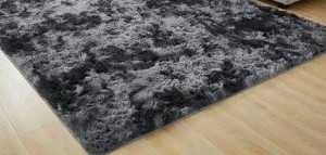 lot 11520 image: Area Rug