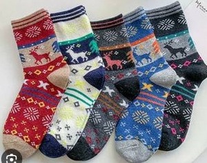 lot 11527 image: Smilooen 5 Pack Womens Socks