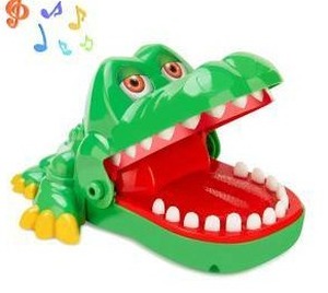 lot 11554 image: Starspuff Small Crocodile Teeth Toy