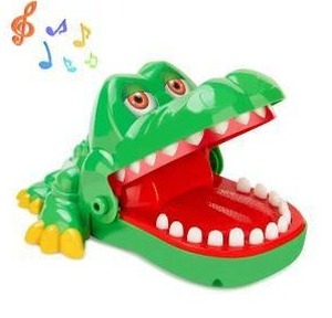 lot 11572 image: Starspuff Small Crocodile Teeth Toy