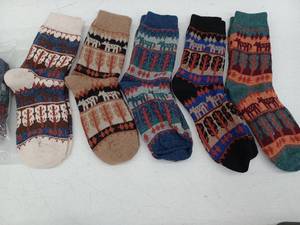 lot 11598 image: 10 Pair Womens Wool Socks