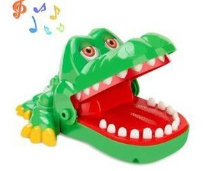 lot 11645 image: Starspuff Small Crocodile Teeth Toy
