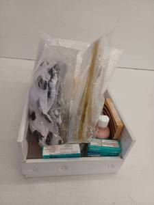 lot 11653 image: Miscellaneous Lot Of Items