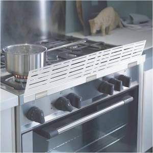 lot 11404 image: SDSNTE Adjustable Child Safety Stove Guard - Heavy-Duty Heat- Resistant Child Proof Stove Guard that Protects from Burns and Scalds 17��-34��