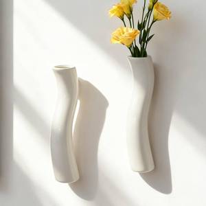 lot 9322 image: GDSZJLJ Set of 2 Wall Ceramic Vase, White Matte Hanging Wall Vase, Modern Minimalist Ceramic Vases for Dried or Fresh Flowers, Easy Mount Decor for Living Room & Entryway