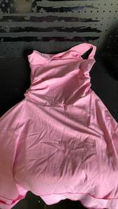 lot 12206 image: Pink Formal Dress Size 4 (Brand Unknown)