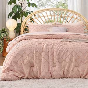 lot 15692 image: Bedsure Full Comforter Set - Coral Pink Comforter, Boho Tufted Shabby Chic Bedding for Kids, 3 Pieces Vintage Farmhouse Bed Set for All Seasons, Fluffy Soft Bedding with 2 Pillow Shams