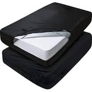 lot 12268 image: Queen Size Mattress Storage Bag Black Thick Tarp