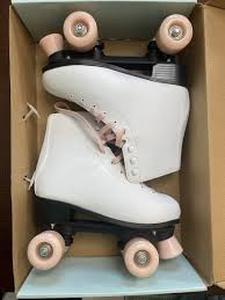 lot 5314 image: Tuosamtin Quattro Skate Womens Roller Skates Size 7